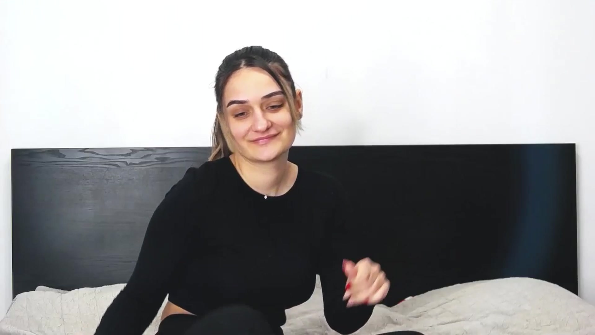 Gallery image thumbnail from SecretAmber's myfreecams stream on, 01/13/2025, 17:22 image 2 of 20