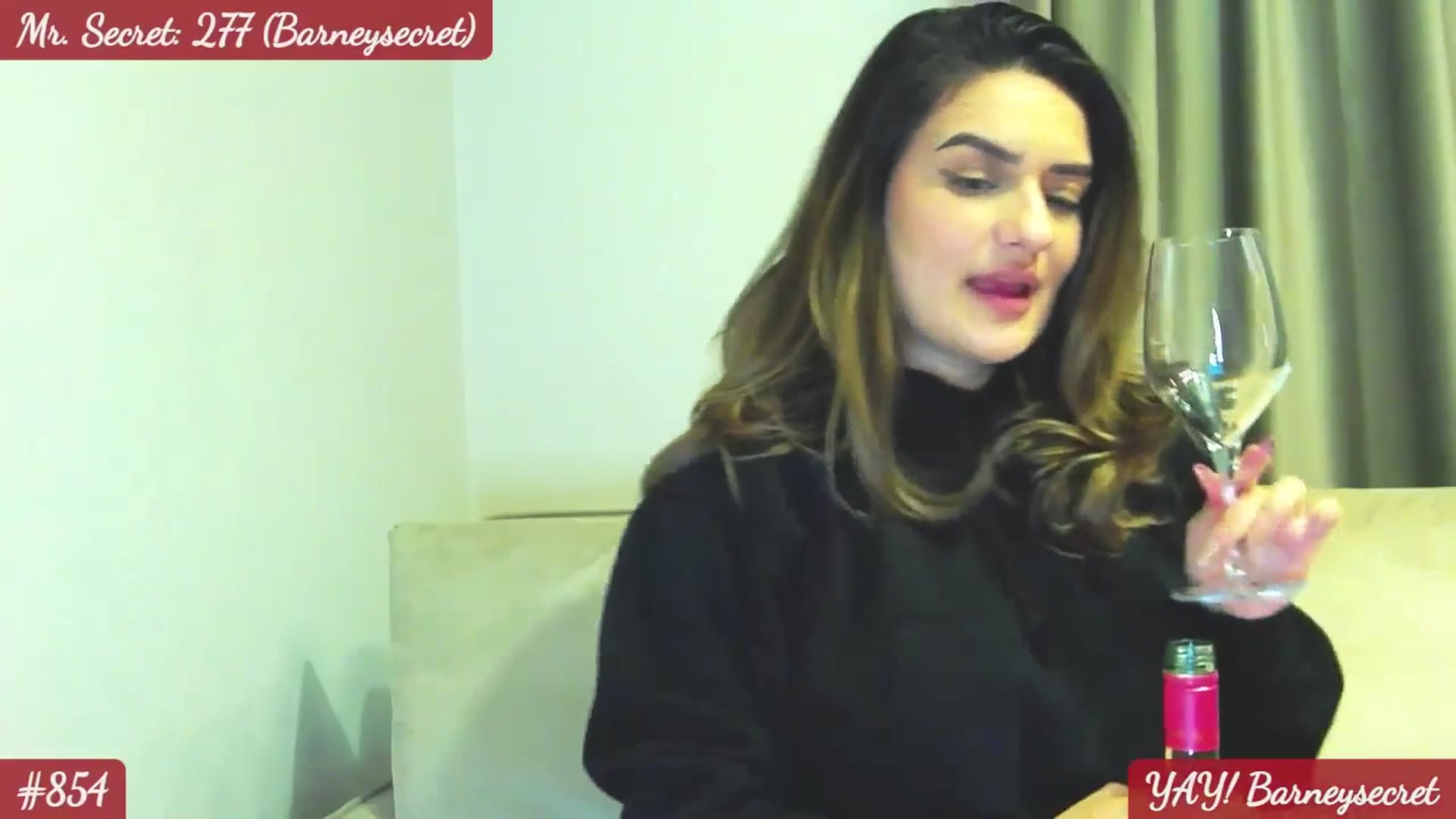 Gallery image thumbnail from SecretAmber's myfreecams stream on, 11/23/2025, 16:21 image 2 of 20