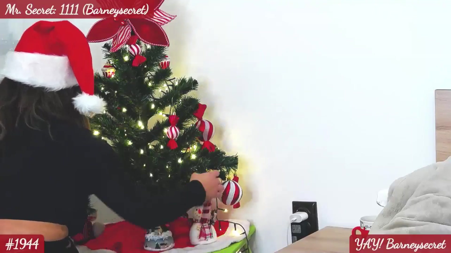 Gallery image thumbnail from SecretAmber's myfreecams stream on, 12/13/2025, 17:54 image 8 of 20