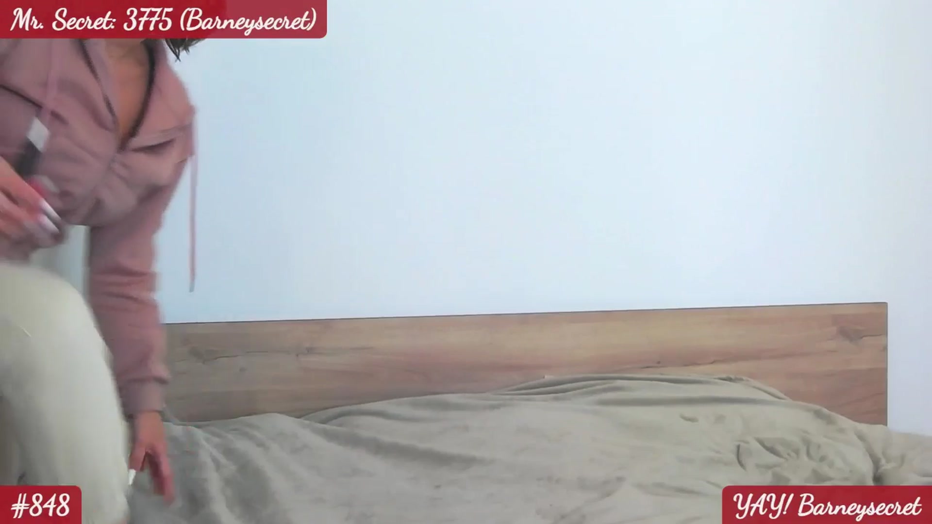 Gallery image thumbnail from SecretAmber's myfreecams stream on, 01/04/2026, 17:44 image 2 of 20