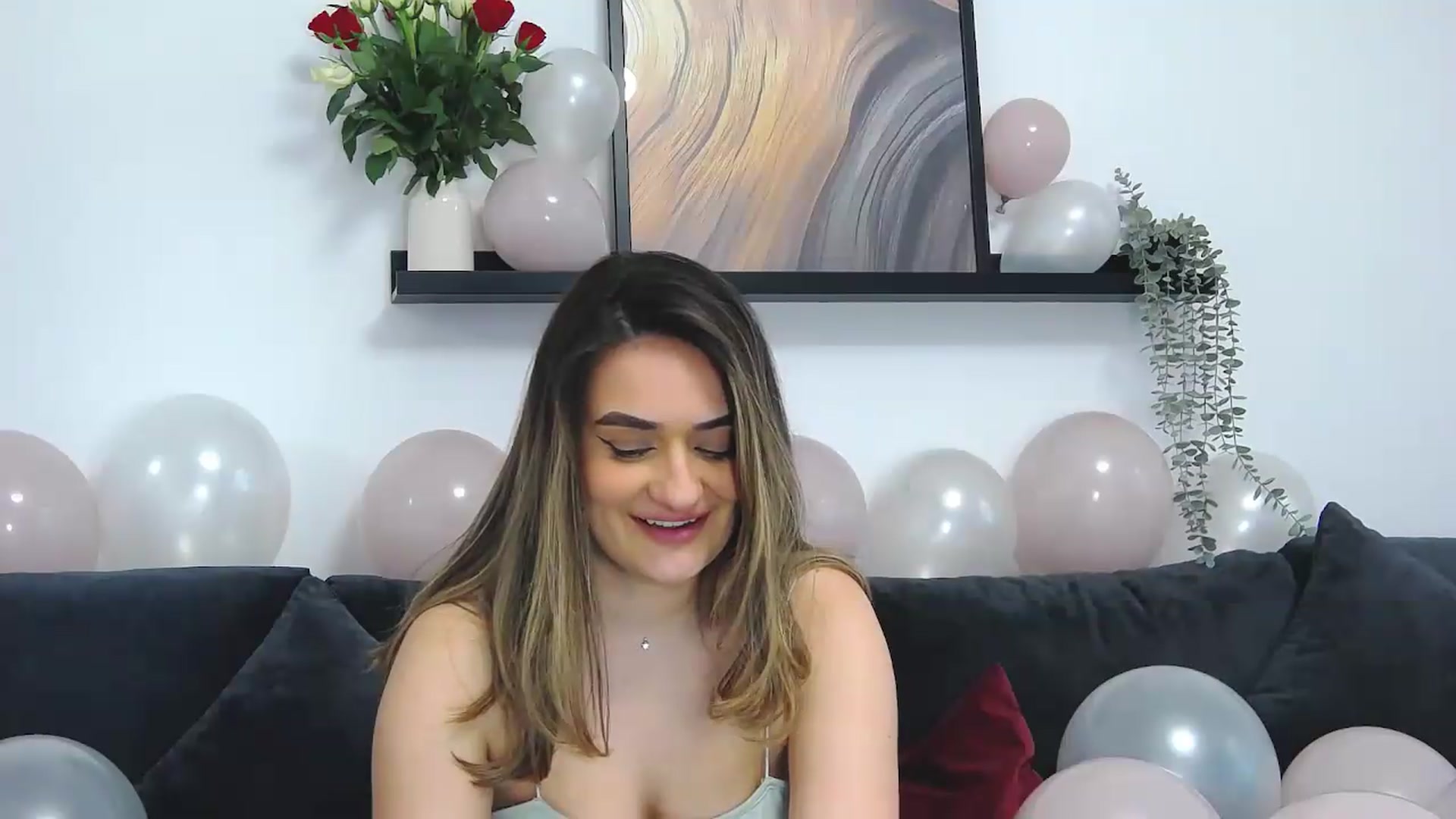 Gallery image thumbnail from SecretAmber's myfreecams stream on, 05/15/2026, 18:35 image 6 of 20