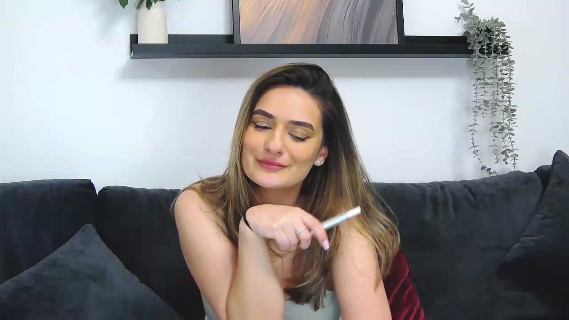 Gallery image thumbnail from SecretAmber's myfreecams stream on, 05/15/2026, 18:35 image 15 of 20
