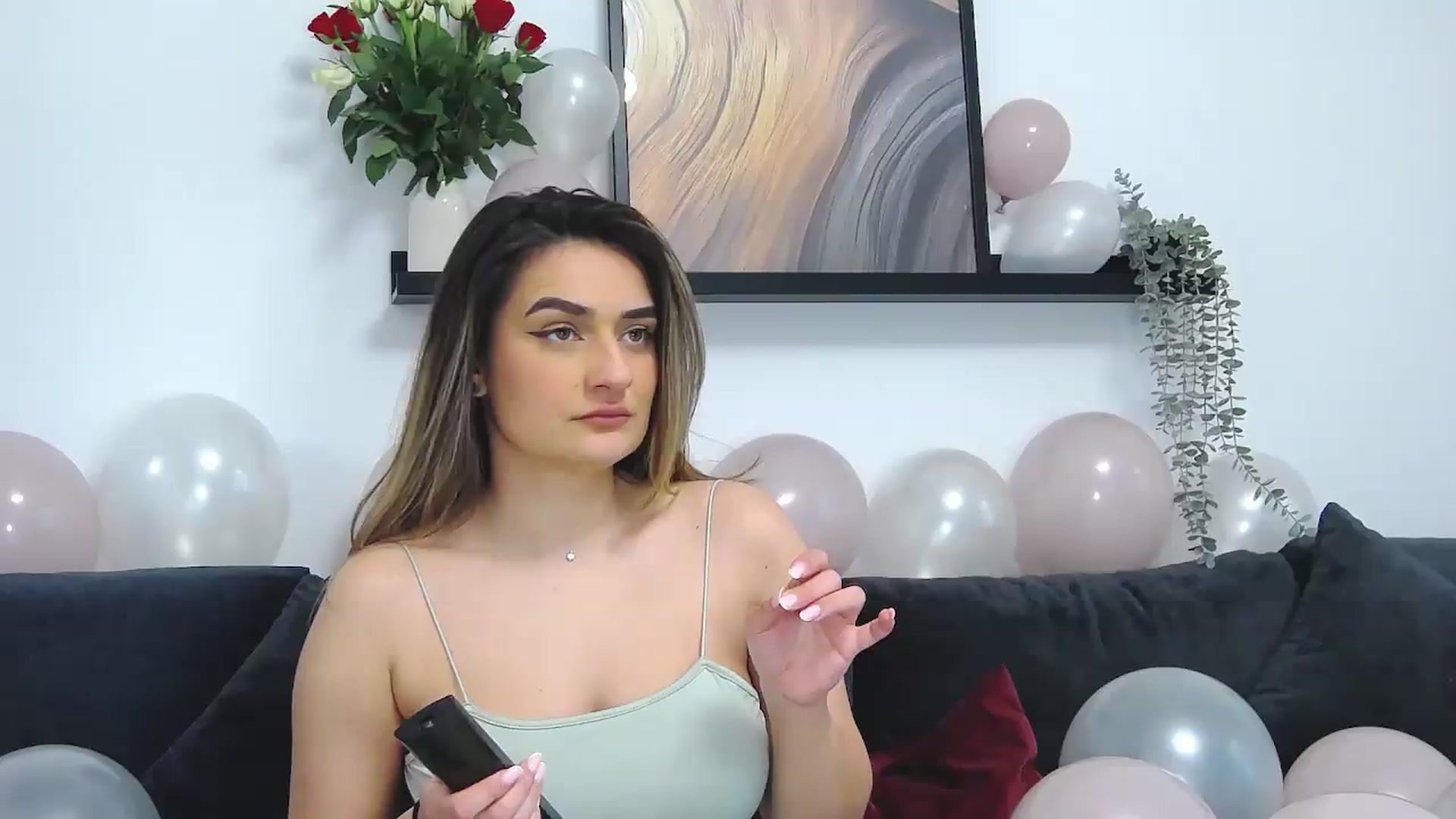 Gallery image thumbnail from SecretAmber's myfreecams stream on, 05/15/2026, 18:35 image 7 of 20