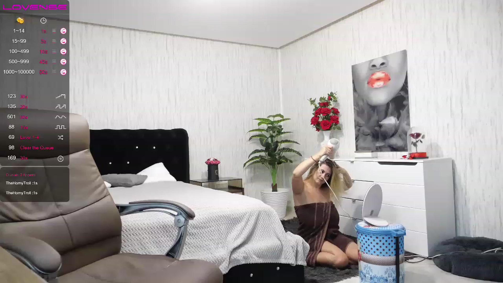 Gallery image thumbnail from SecretDesire0's myfreecams stream on, 11/24/2022, 05:55 image 13 of 20