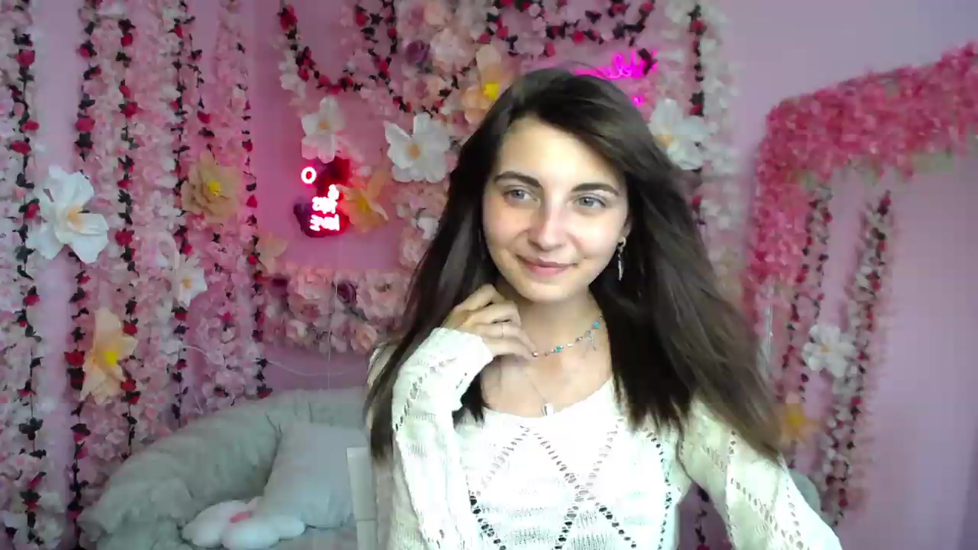 Gallery image thumbnail from SecretMonroe's myfreecams stream on, 08/18/2026, 11:07 image 7 of 20