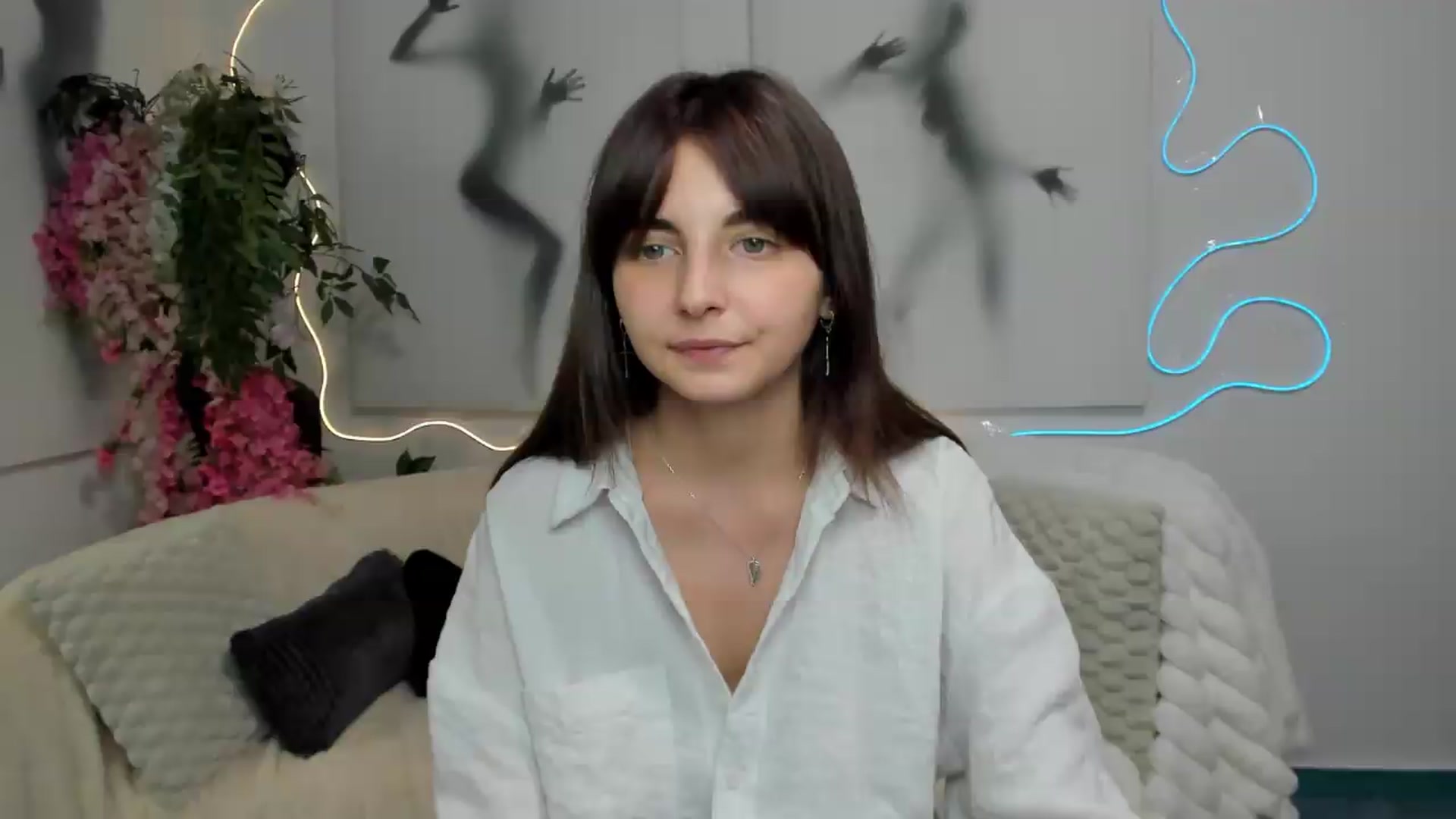 Gallery image thumbnail from SecretMonroe's myfreecams stream on, 08/31/2026, 11:02 image 18 of 20