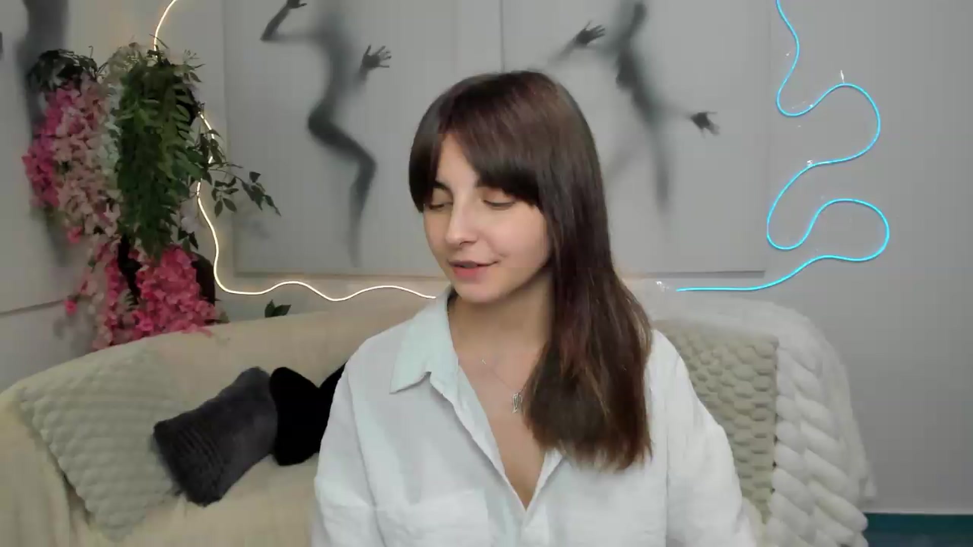 Gallery image thumbnail from SecretMonroe's myfreecams stream on, 08/31/2026, 11:02 image 9 of 20