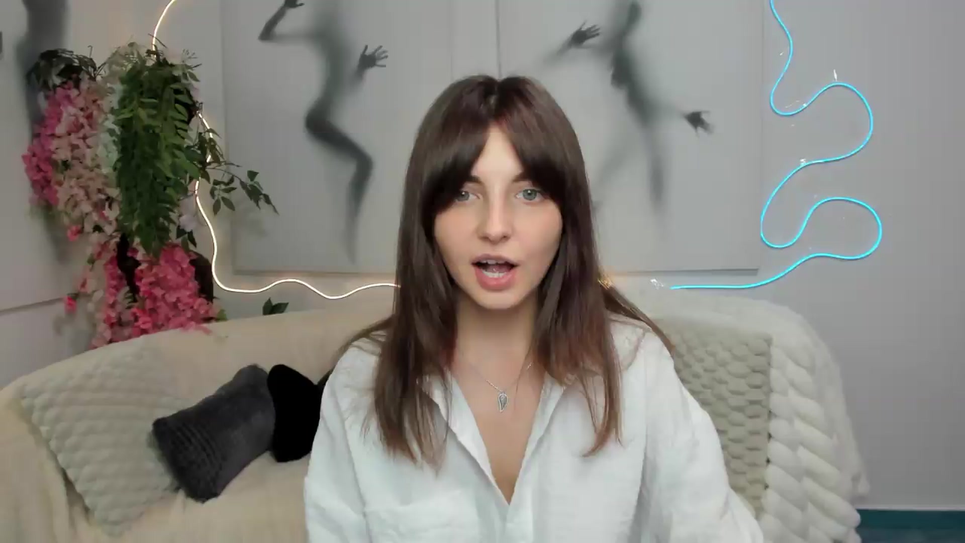 Gallery image thumbnail from SecretMonroe's myfreecams stream on, 08/31/2026, 11:02 image 7 of 20