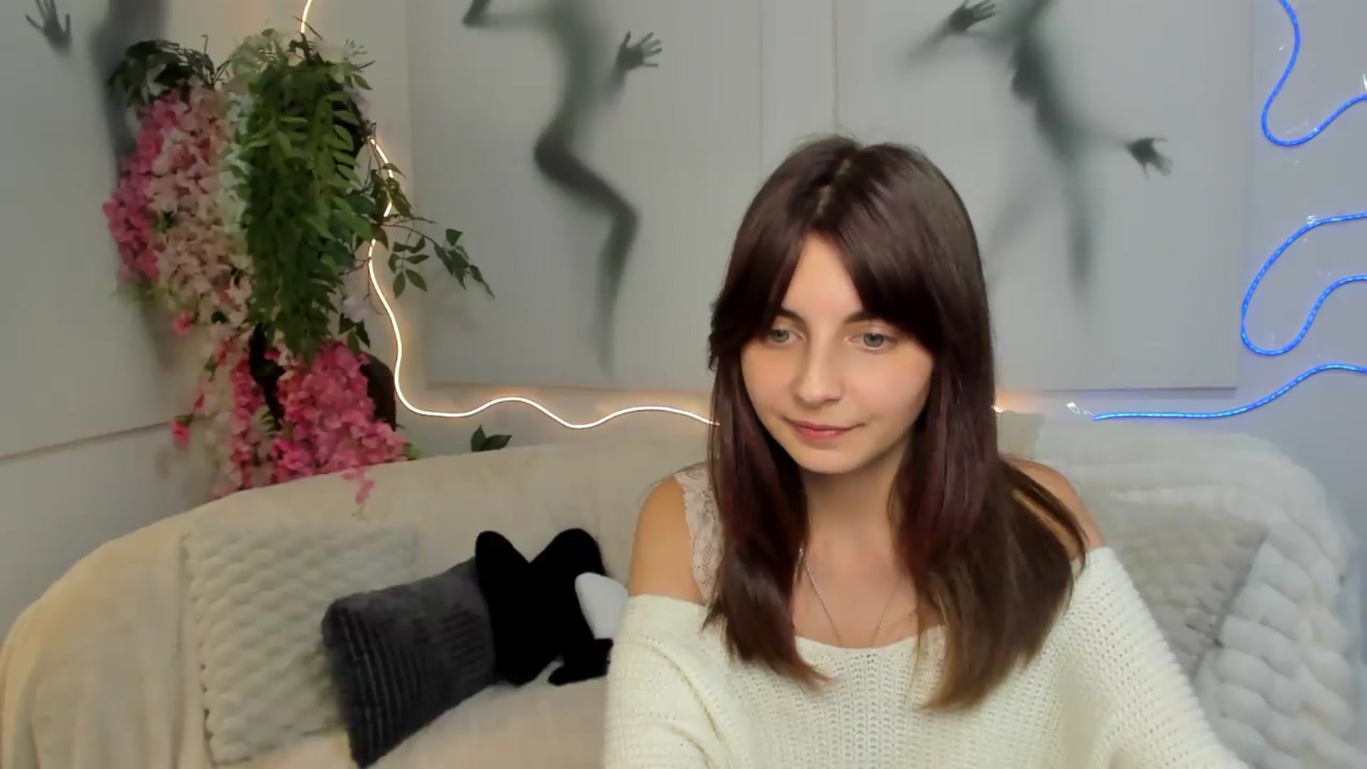 Gallery image thumbnail from SecretMonroe's myfreecams stream on, 09/09/2026, 11:29 image 19 of 20