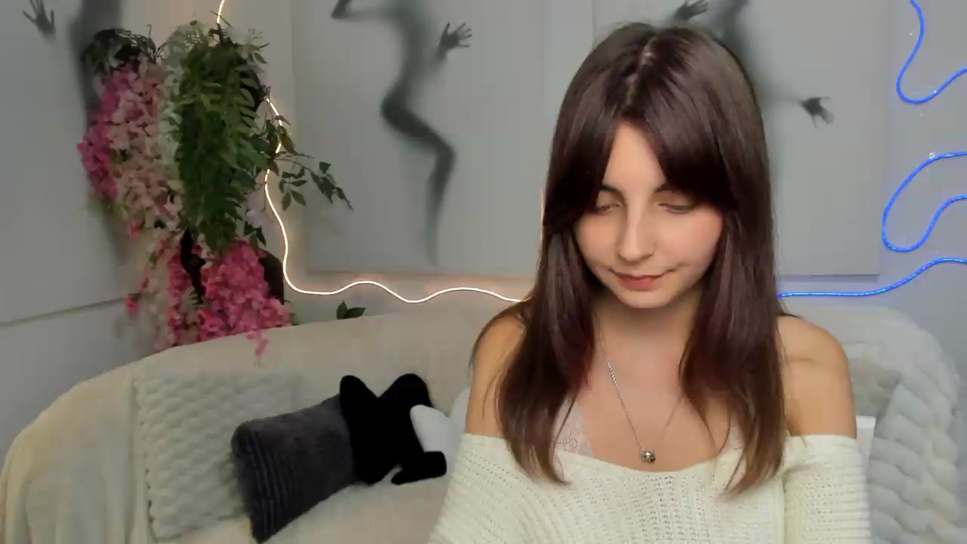 Gallery image thumbnail from SecretMonroe's myfreecams stream on, 09/09/2026, 11:29 image 5 of 20