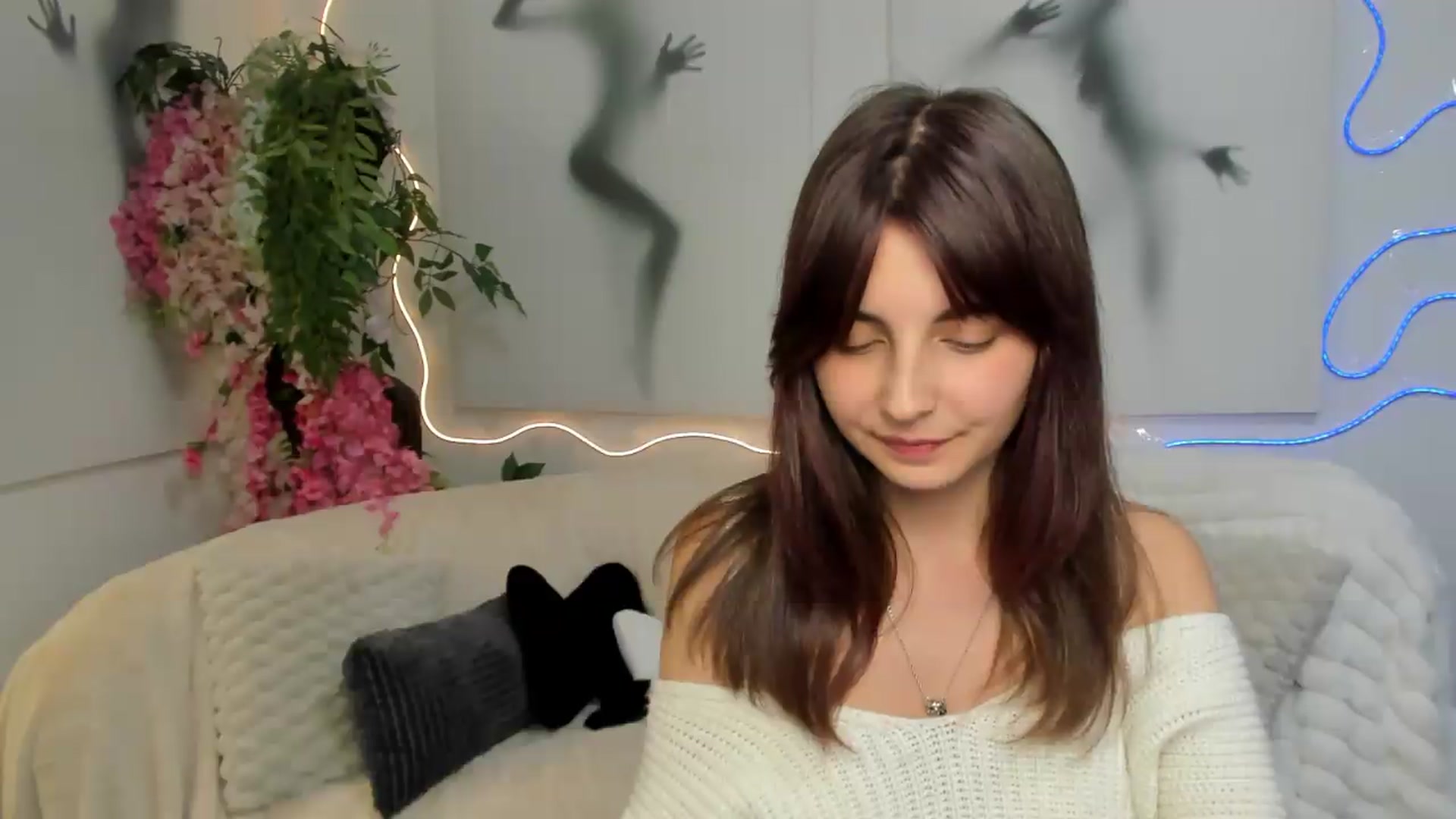 Gallery image thumbnail from SecretMonroe's myfreecams stream on, 09/09/2026, 11:29 image 13 of 20