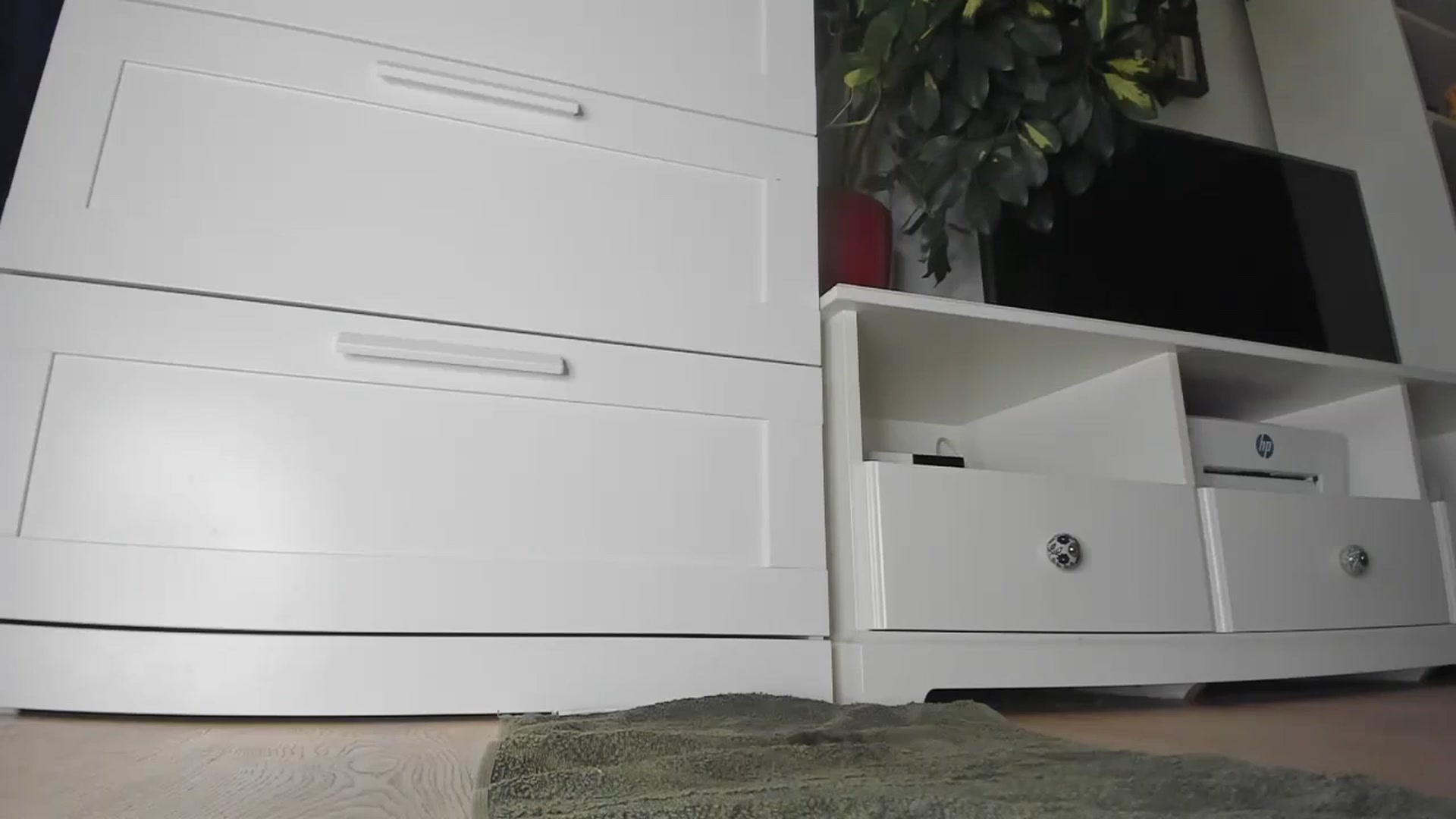 Gallery image thumbnail from Secret_Katie's myfreecams stream on, 08/15/2024, 15:52 image 17 of 20