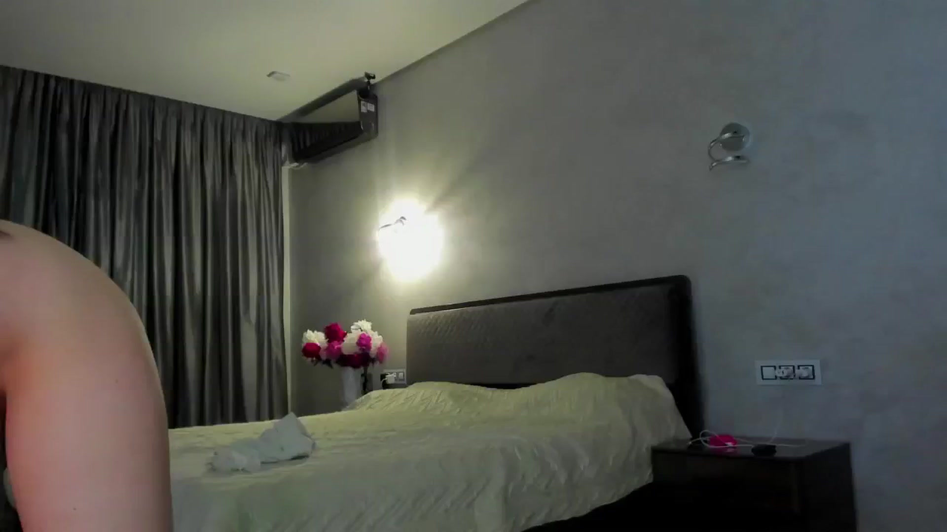 Gallery image thumbnail from SecretsK's myfreecams stream on, 05/14/2024, 22:12 image 6 of 20