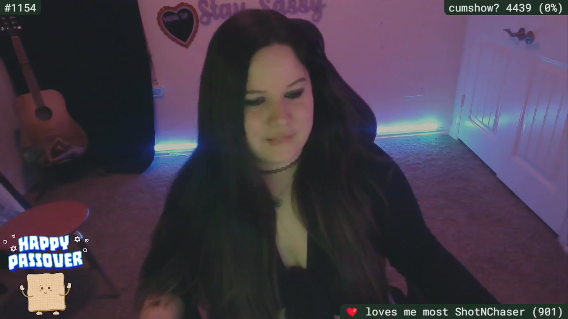 Gallery image thumbnail from SederSarah94's myfreecams stream on, 04/25/2024, 03:29 image 11 of 20