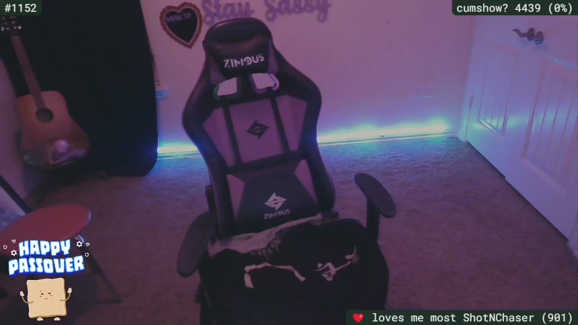 Gallery image thumbnail from SederSarah94's myfreecams stream on, 04/25/2024, 03:29 image 17 of 20