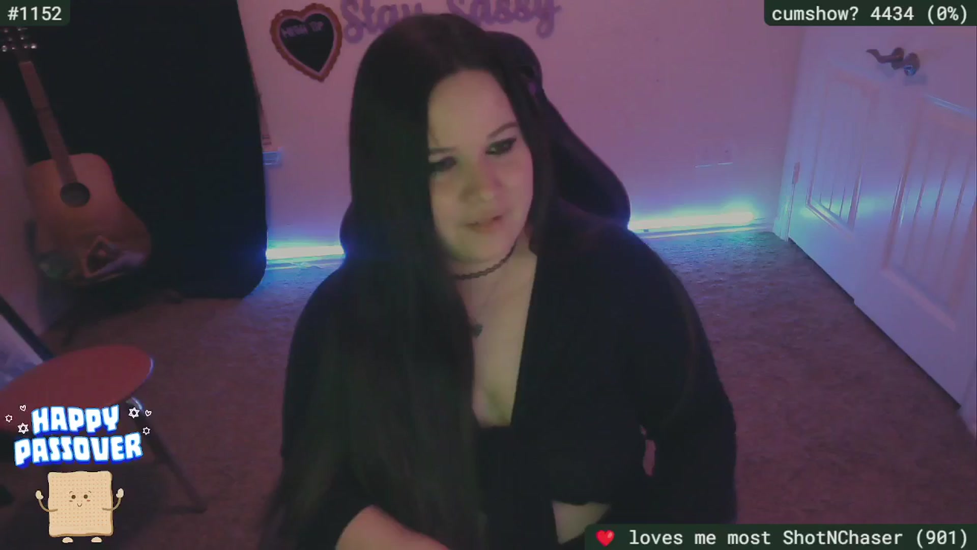Gallery image thumbnail from SederSarah94's myfreecams stream on, 04/25/2024, 03:29 image 19 of 20