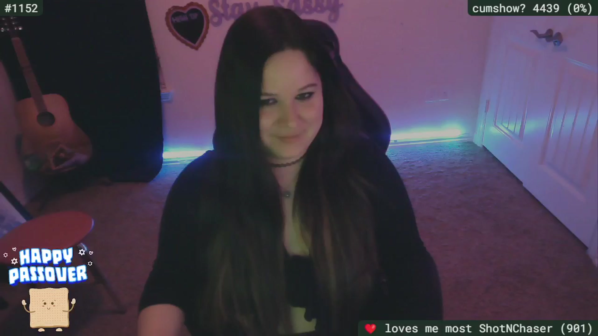Gallery image thumbnail from SederSarah94's myfreecams stream on, 04/25/2024, 03:29 image 15 of 20