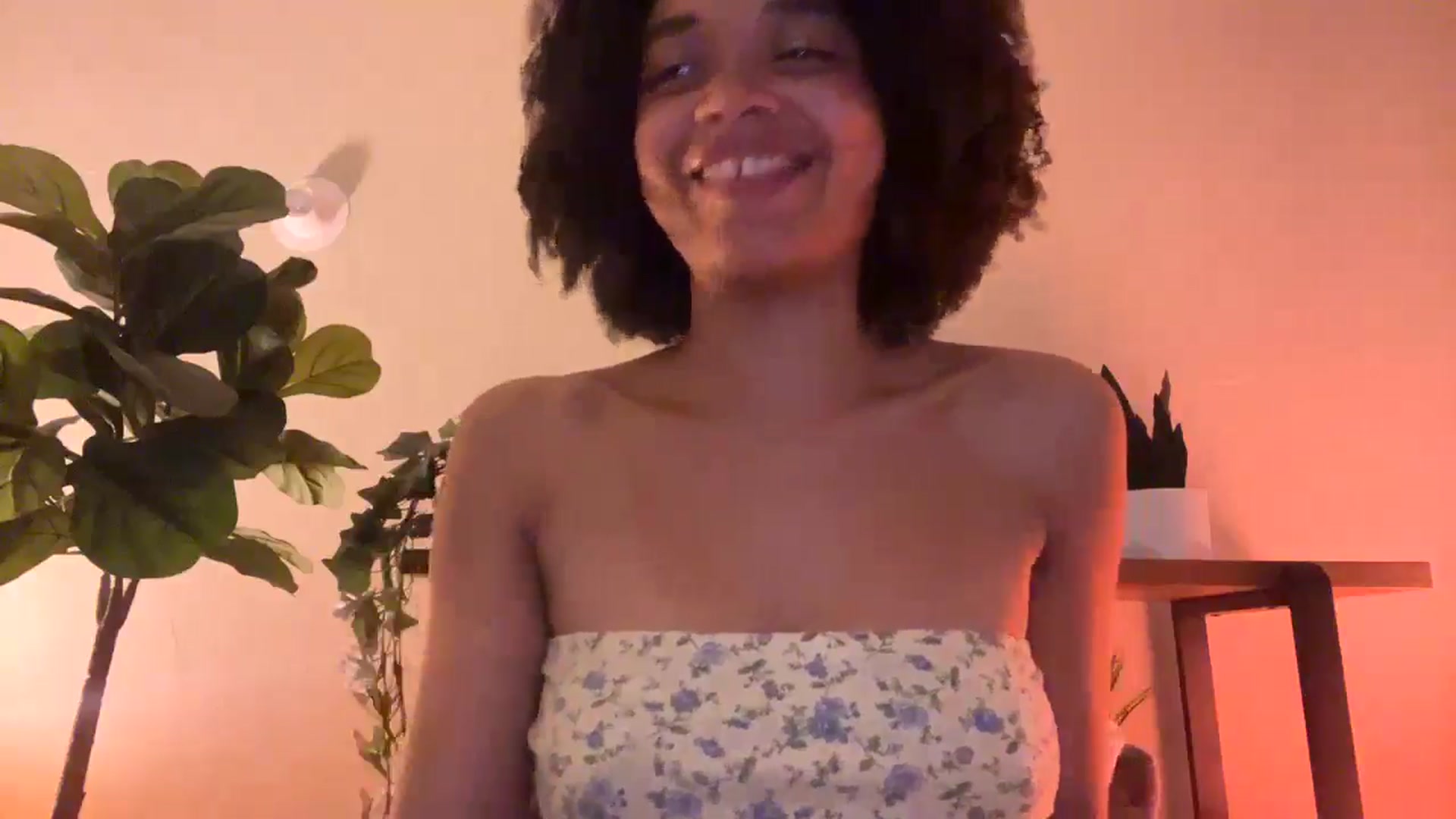 Gallery image thumbnail from Seductress's myfreecams stream on, 10/14/2024, 11:37 image 12 of 20