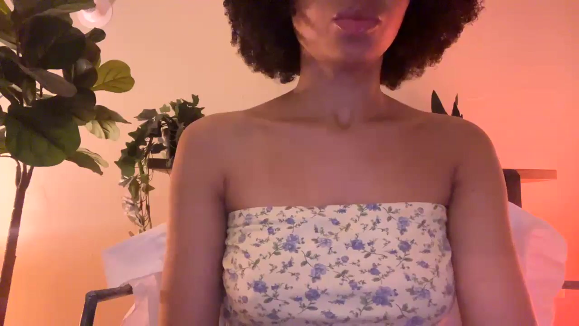 Gallery image thumbnail from Seductress's myfreecams stream on, 10/14/2024, 11:37 image 16 of 20