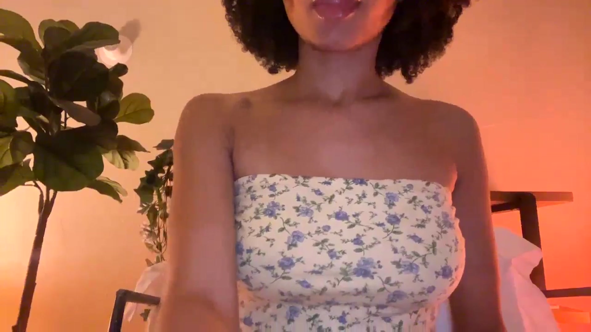 Gallery image thumbnail from Seductress's myfreecams stream on, 10/14/2024, 13:18 image 11 of 20