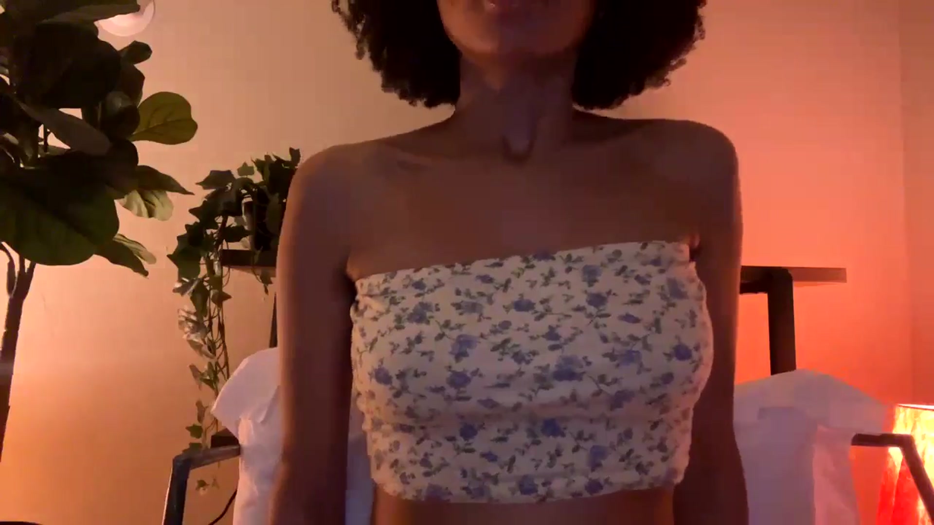 Gallery image thumbnail from Seductress's myfreecams stream on, 10/14/2024, 13:18 image 14 of 20