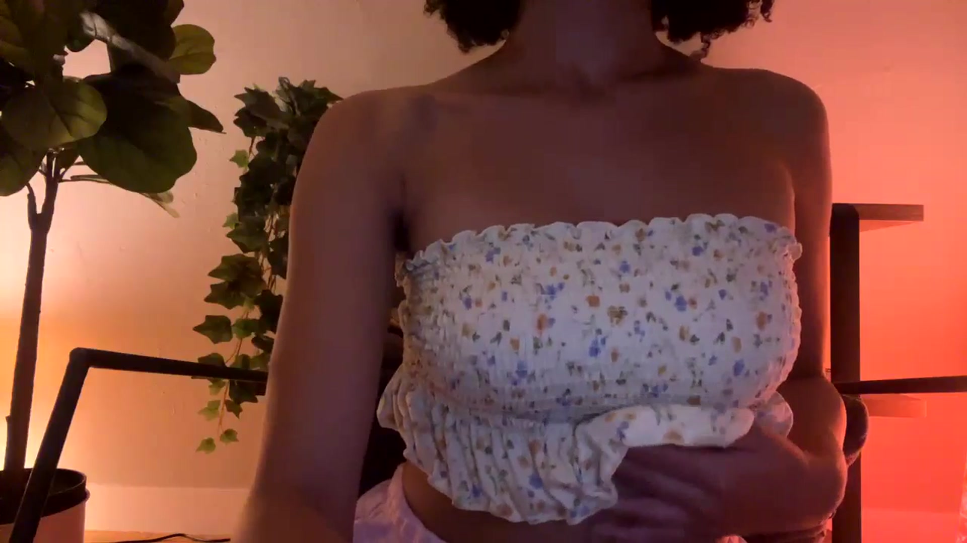 Gallery image thumbnail from Seductress's myfreecams stream on, 10/15/2024, 11:10 image 9 of 20