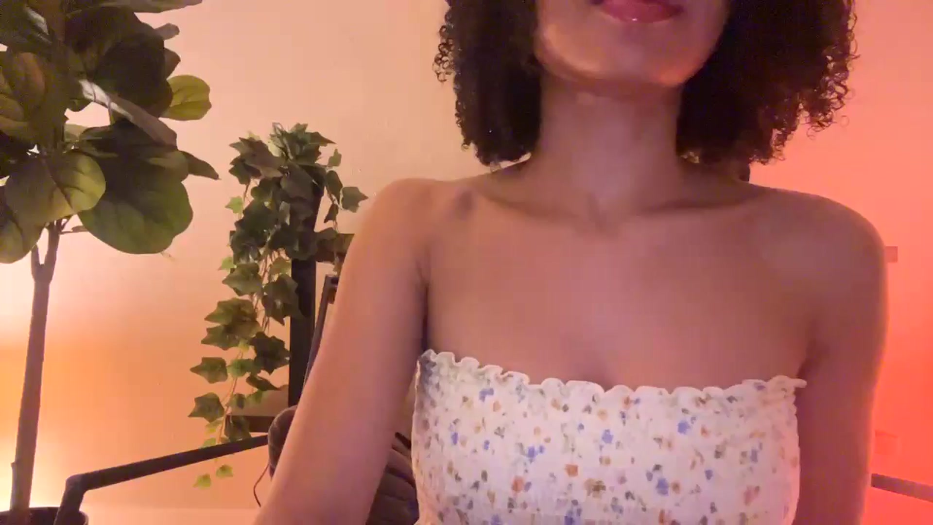 Gallery image thumbnail from Seductress's myfreecams stream on, 10/15/2024, 11:10 image 4 of 20