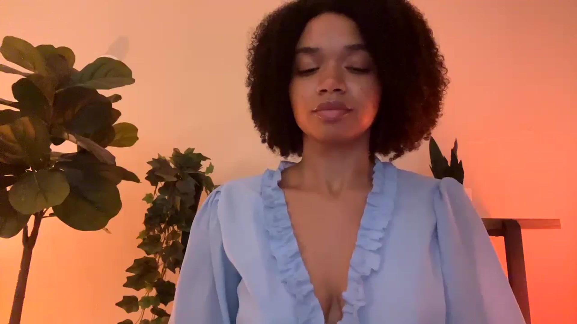 Gallery image thumbnail from Seductress's myfreecams stream on, 10/17/2024, 13:34 image 16 of 20