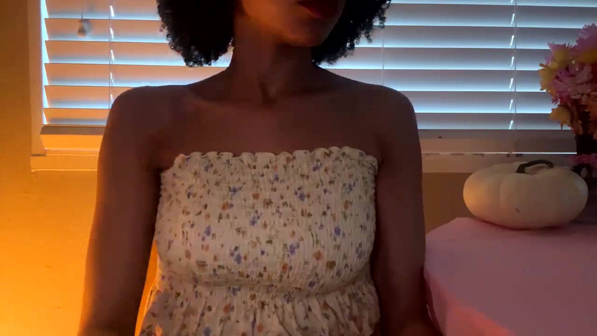 Gallery image thumbnail from Seductress's myfreecams stream on, 11/19/2024, 14:03 image 11 of 20