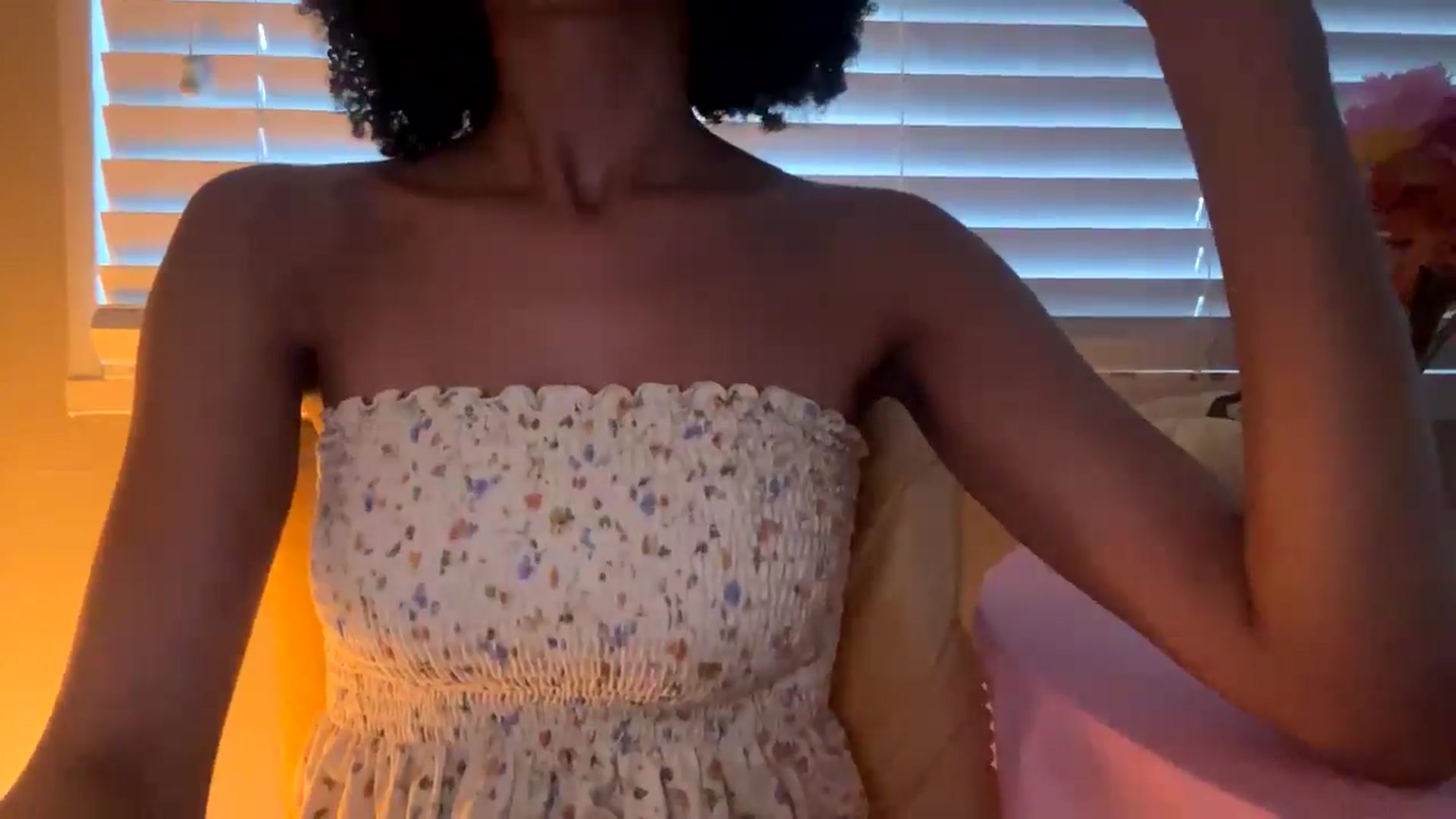 Gallery image thumbnail from Seductress's myfreecams stream on, 11/19/2024, 14:03 image 9 of 20