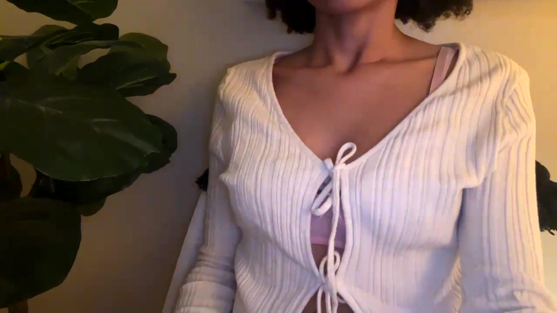 Gallery image thumbnail from Seductress's myfreecams stream on, 11/20/2024, 20:00 image 3 of 20
