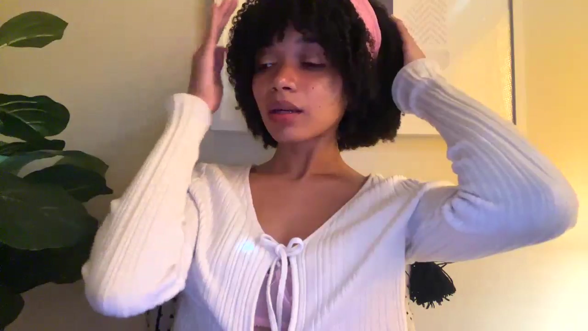 Gallery image thumbnail from Seductress's myfreecams stream on, 11/20/2024, 20:43 image 16 of 20
