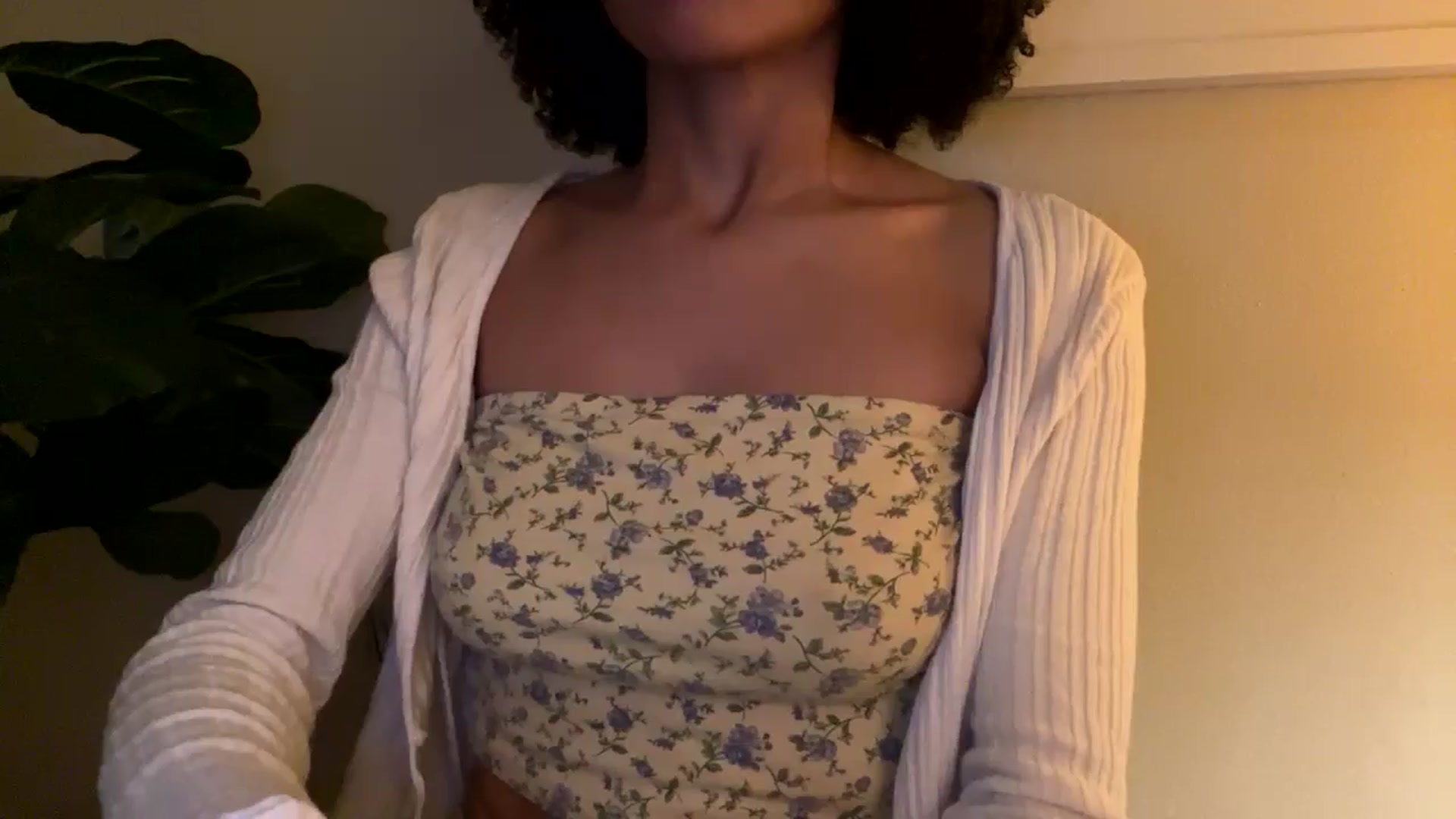 Gallery image thumbnail from Seductress's myfreecams stream on, 11/21/2024, 18:41 image 10 of 20