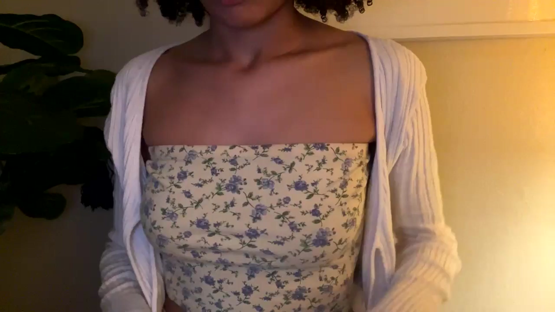 Gallery image thumbnail from Seductress's myfreecams stream on, 11/21/2024, 18:41 image 3 of 20