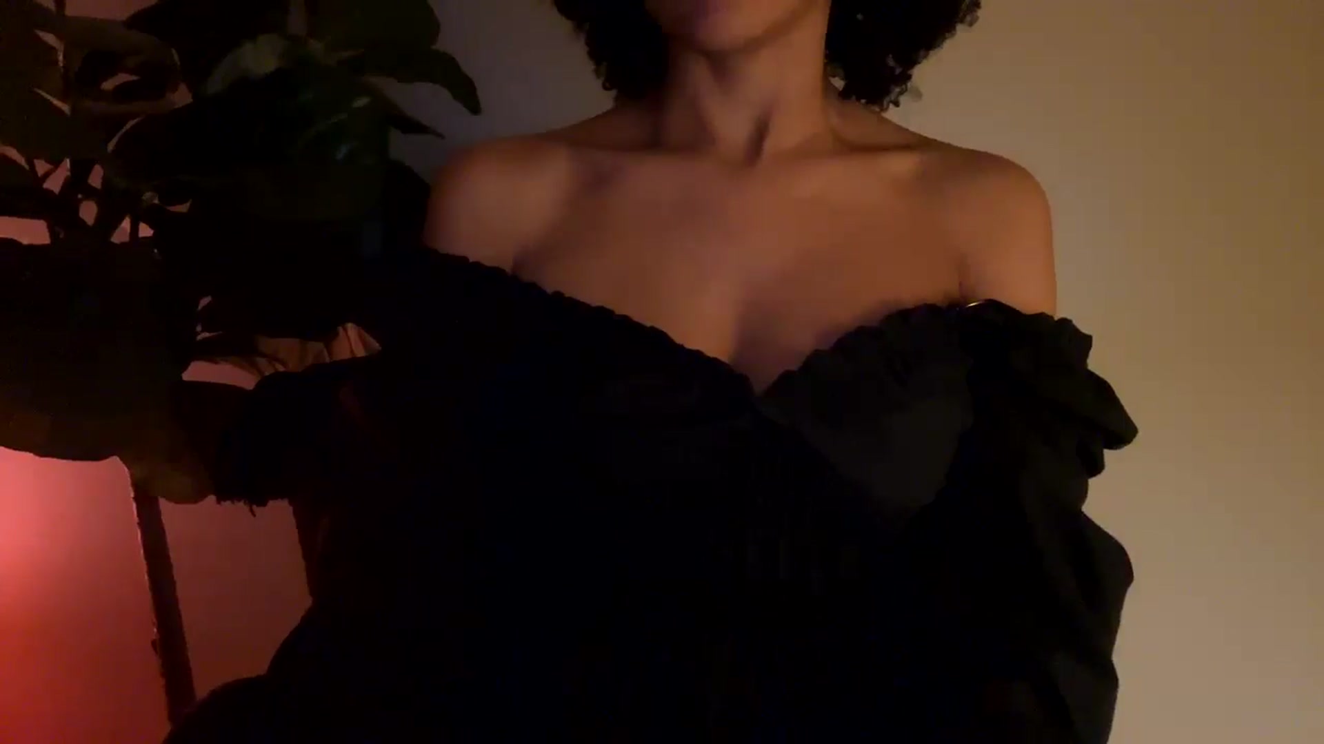 Gallery image thumbnail from Seductress's myfreecams stream on, 11/29/2024, 09:29 image 19 of 20