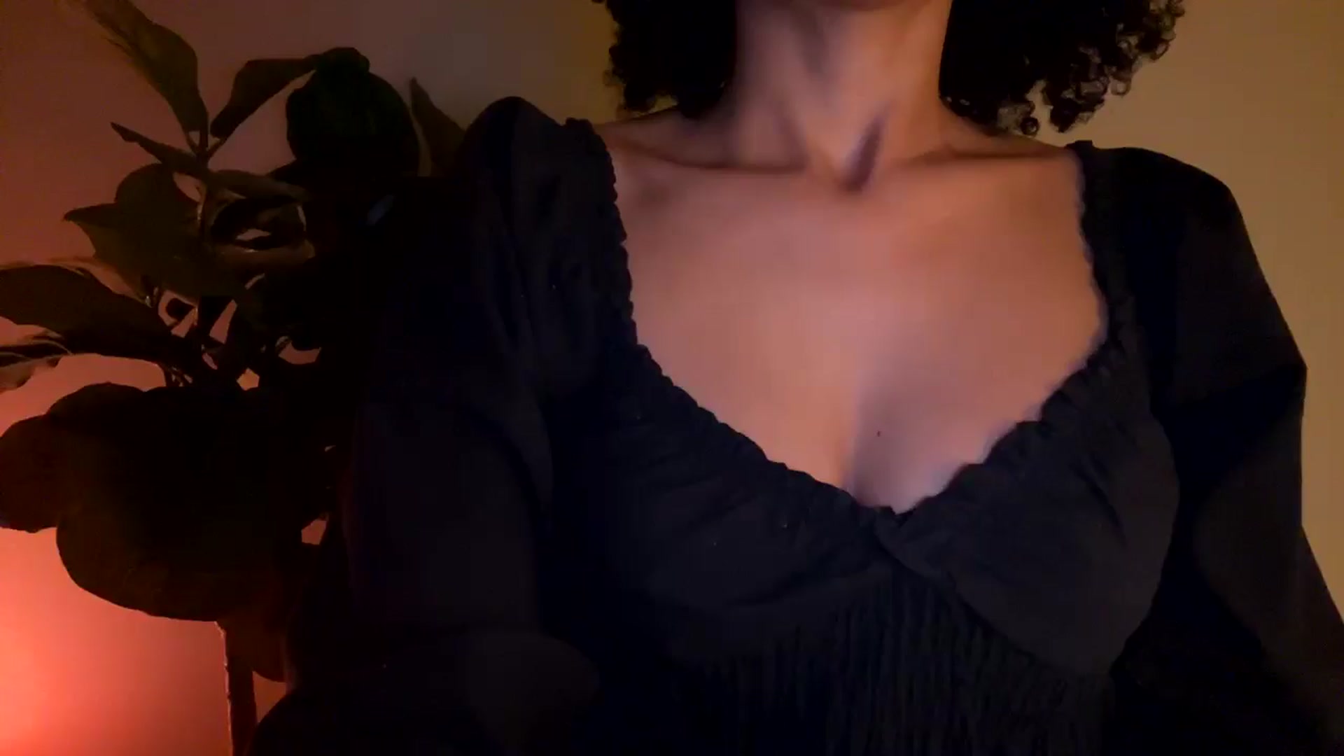Gallery image thumbnail from Seductress's myfreecams stream on, 11/29/2024, 09:29 image 1 of 20
