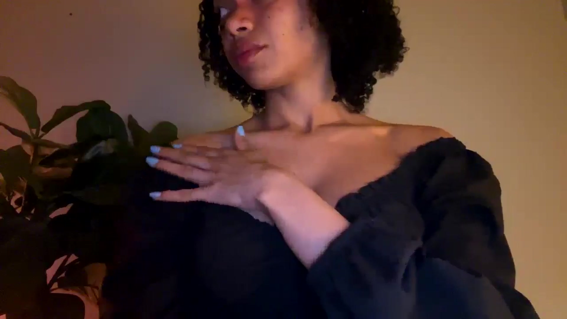 Gallery image thumbnail from Seductress's myfreecams stream on, 11/29/2024, 09:29 image 12 of 20