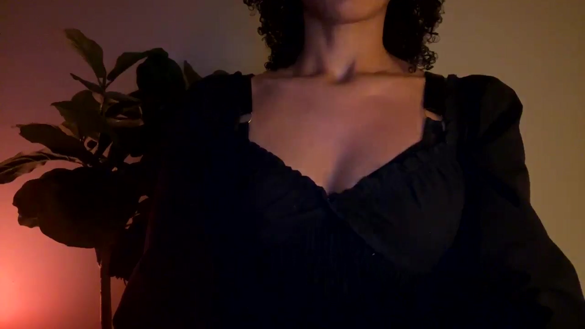 Gallery image thumbnail from Seductress's myfreecams stream on, 11/29/2024, 14:10 image 4 of 20