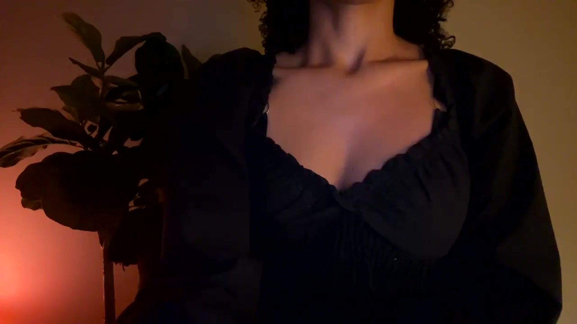 Gallery image thumbnail from Seductress's myfreecams stream on, 11/29/2024, 14:10 image 6 of 20