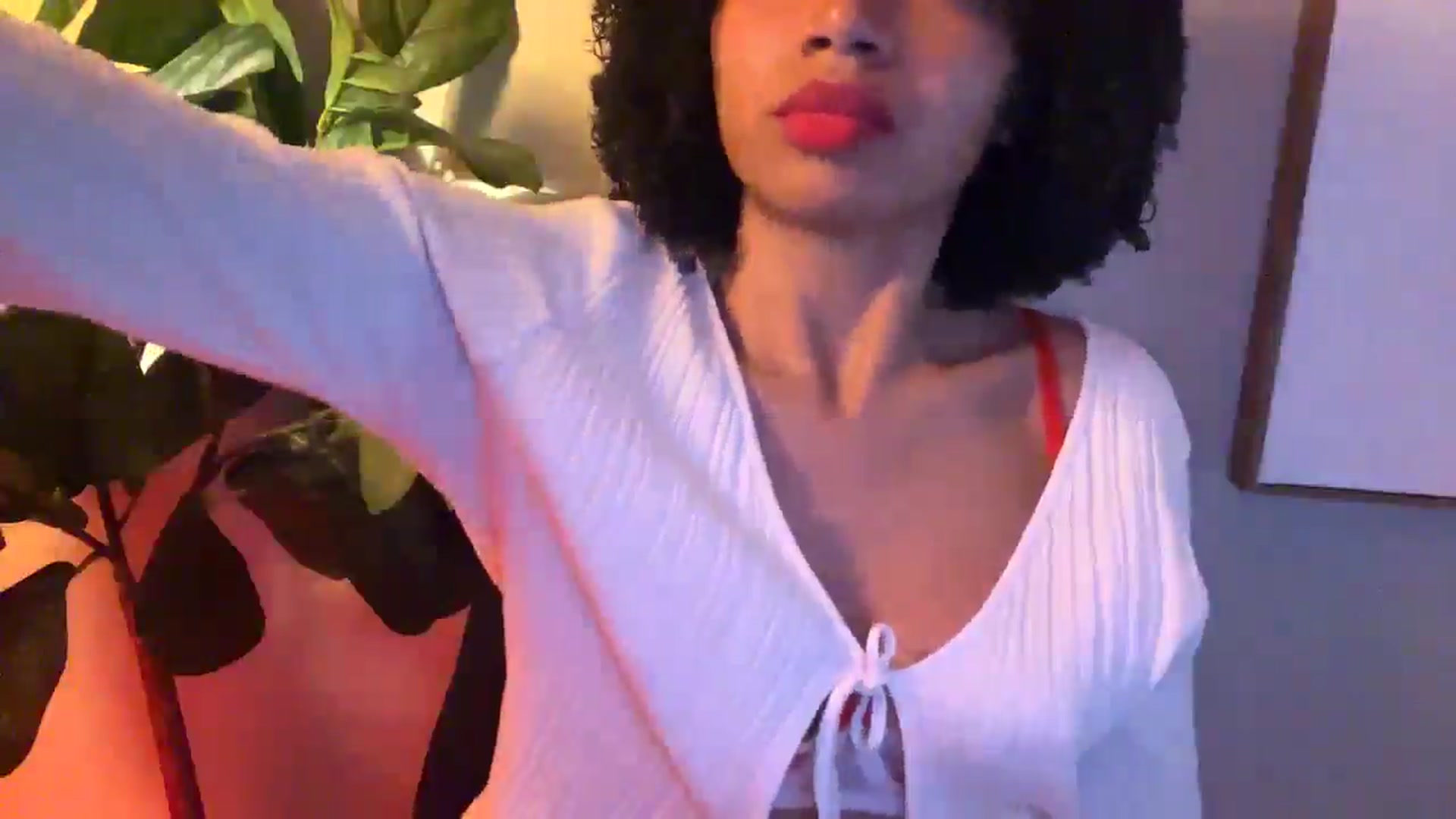 Gallery image thumbnail from Seductress's myfreecams stream on, 12/08/2024, 01:30 image 7 of 20