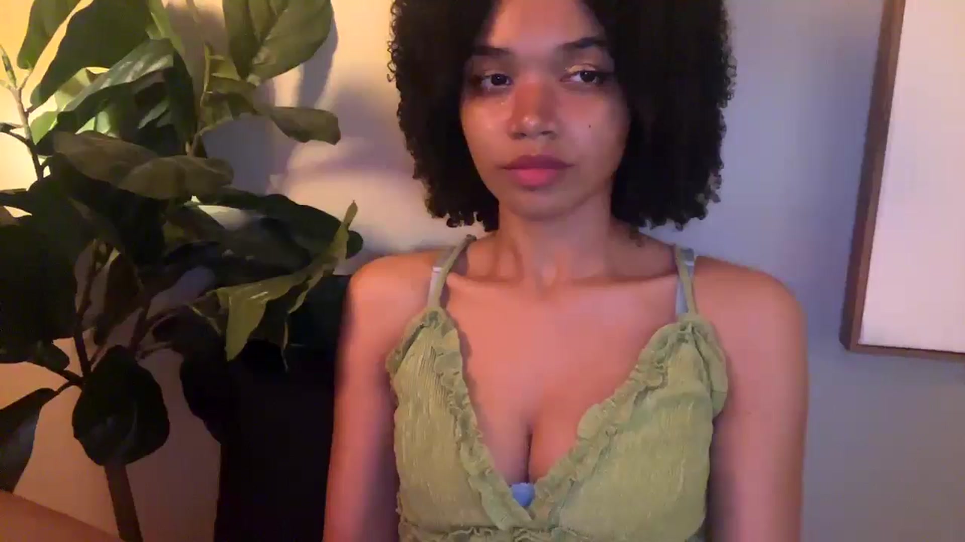 Gallery image thumbnail from Seductress's myfreecams stream on, 12/08/2024, 21:37 image 7 of 20
