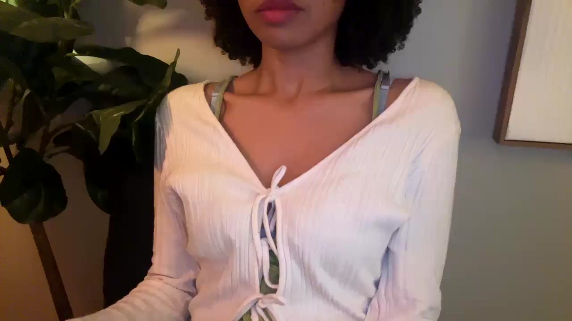 Gallery image thumbnail from Seductress's myfreecams stream on, 12/08/2024, 21:37 image 19 of 20