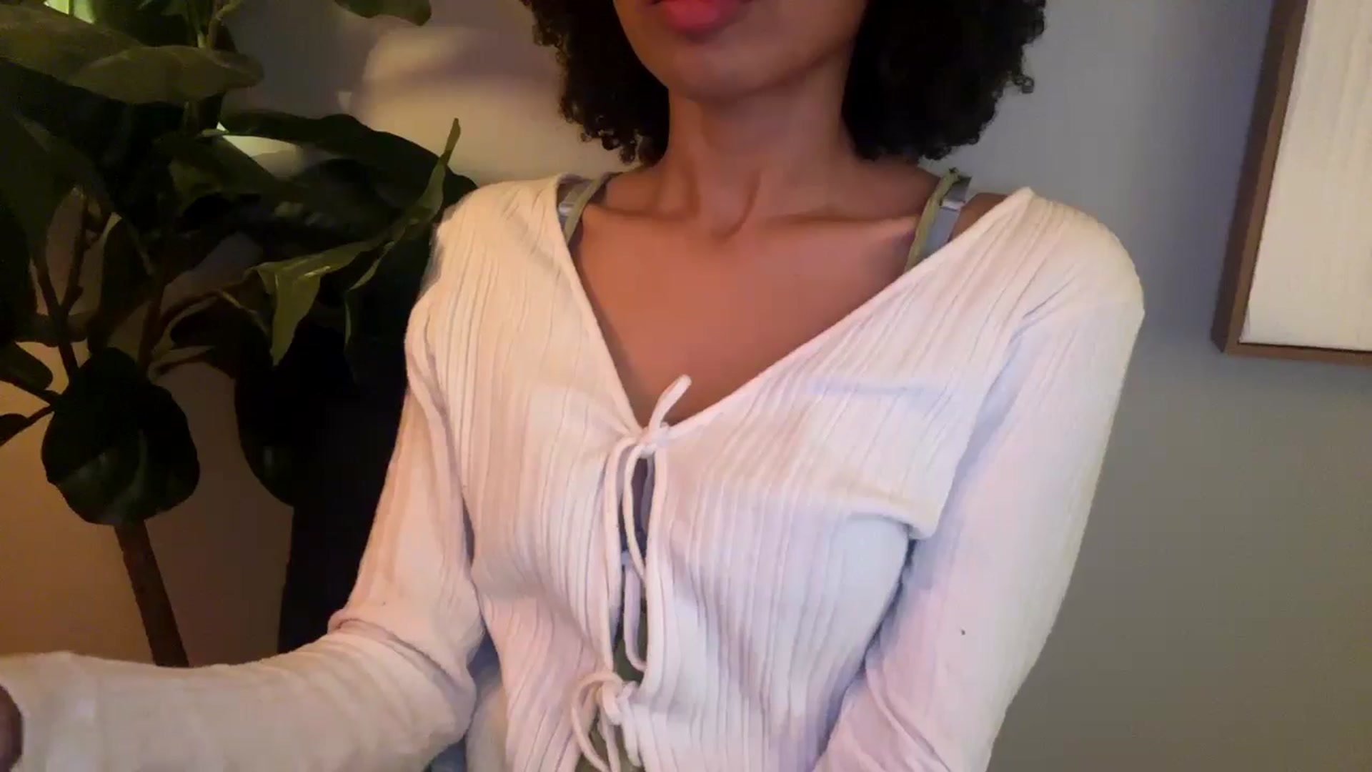 Gallery image thumbnail from Seductress's myfreecams stream on, 12/08/2024, 21:37 image 14 of 20