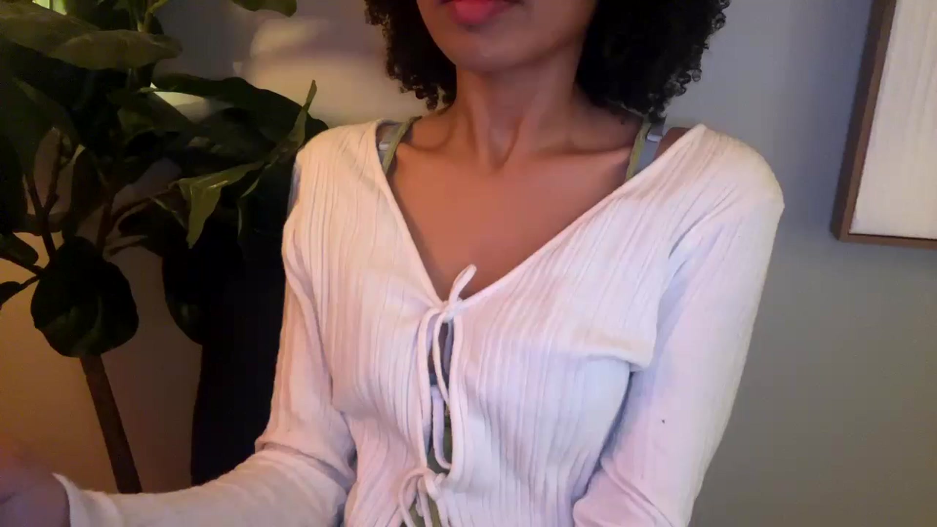 Gallery image thumbnail from Seductress's myfreecams stream on, 12/08/2024, 21:37 image 16 of 20
