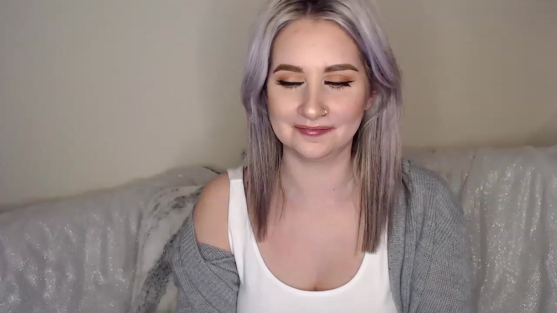 Gallery image thumbnail from See_EmilyPlay's myfreecams stream on, 01/20/2023, 03:15 image 1 of 20