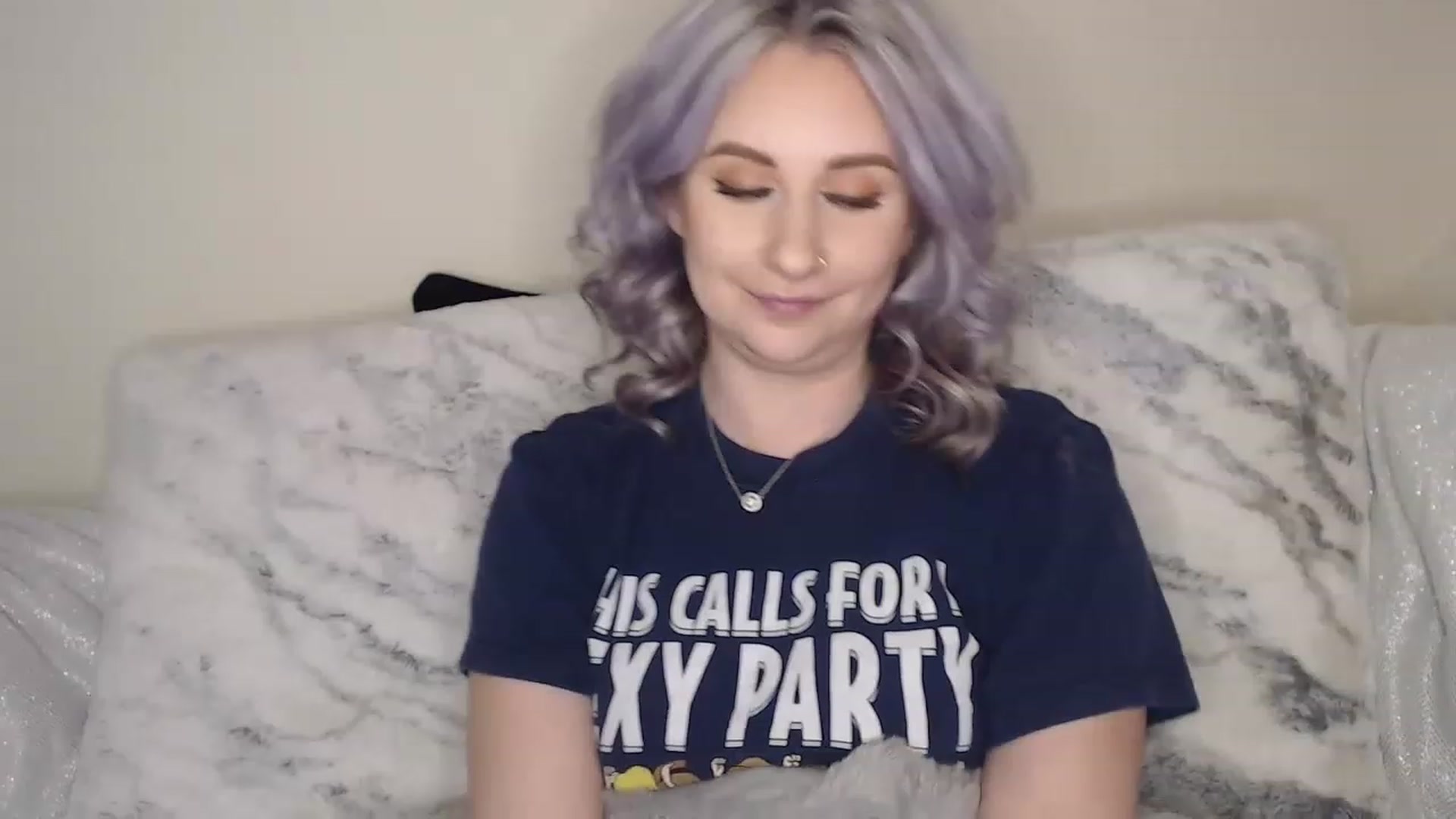 Gallery image thumbnail from See_EmilyPlay's myfreecams stream on, 01/30/2023, 03:10 image 17 of 20