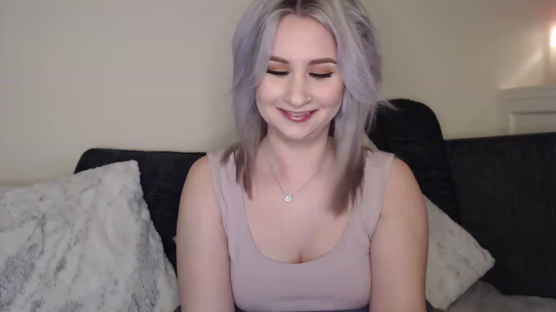 Gallery image thumbnail from See_EmilyPlay's myfreecams stream on, 04/15/2023, 02:17 image 14 of 20