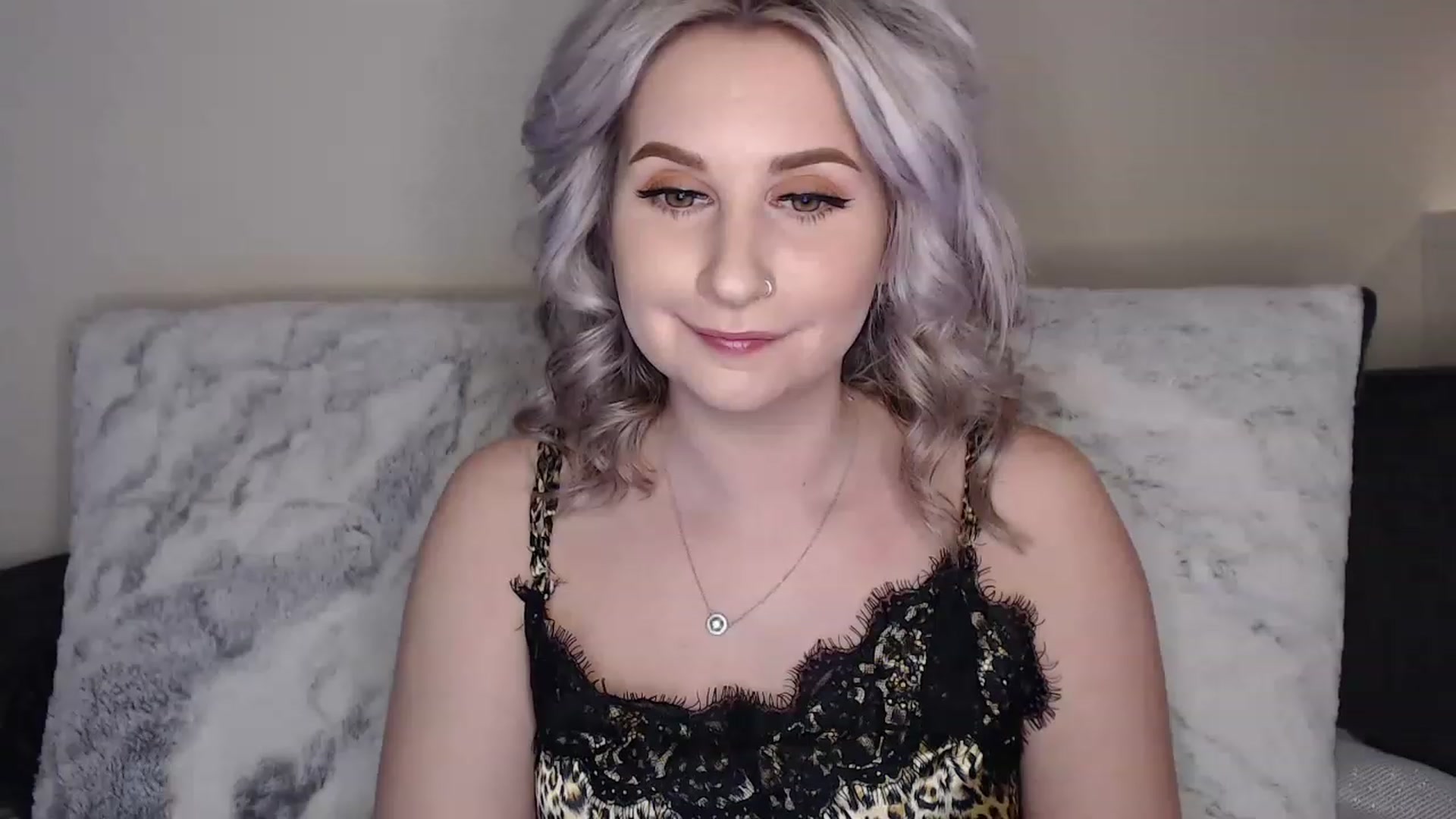 Gallery image thumbnail from See_EmilyPlay's myfreecams stream on, 04/21/2023, 01:58 image 11 of 20