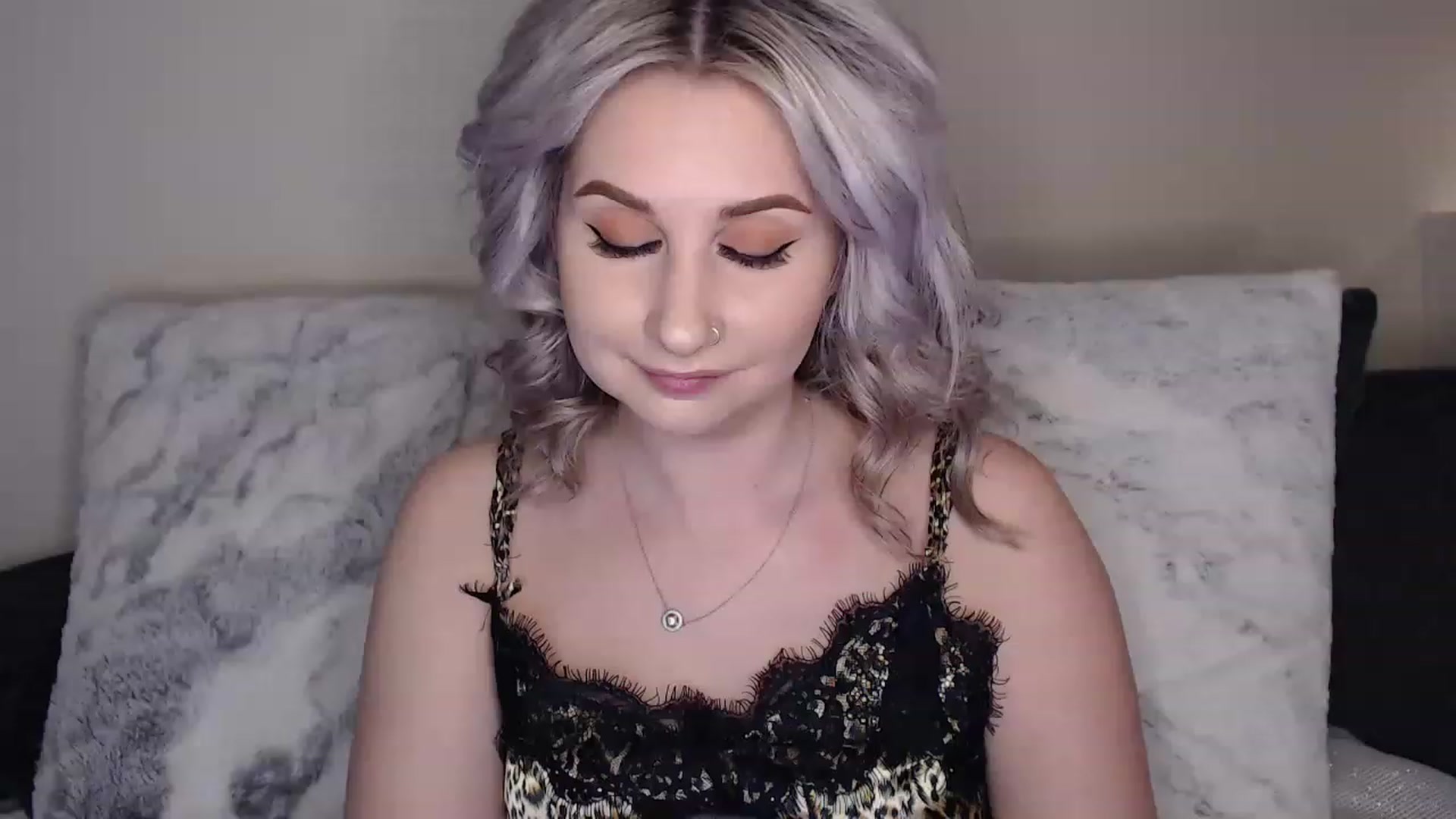 Gallery image thumbnail from See_EmilyPlay's myfreecams stream on, 04/21/2023, 01:58 image 8 of 20