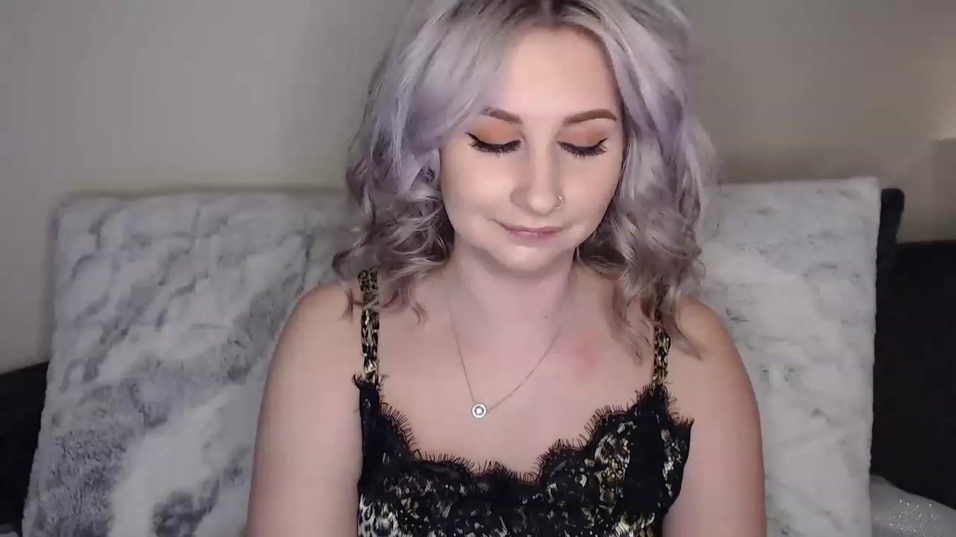 Gallery image thumbnail from See_EmilyPlay's myfreecams stream on, 04/21/2023, 01:58 image 4 of 20